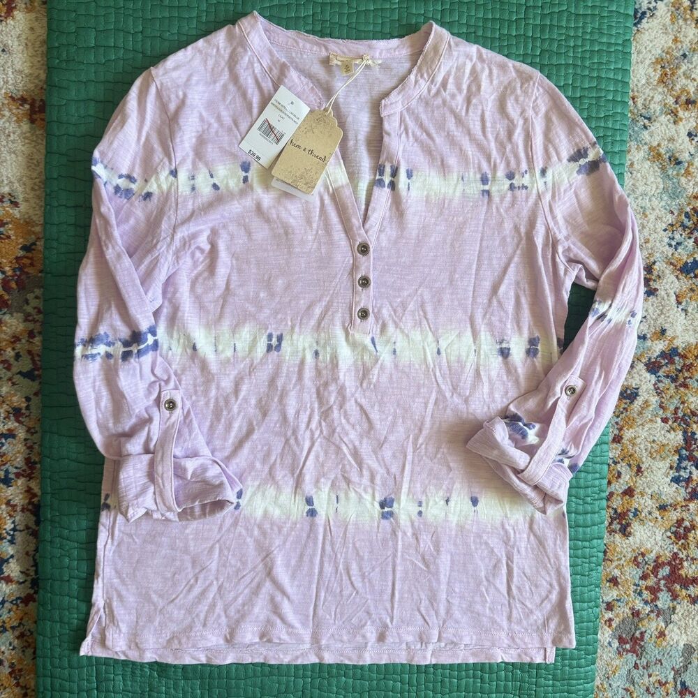 NEW NWT Hem & Thread Womens Lavender Tie Dye Henley Roll Tab Sleeve Top Size M